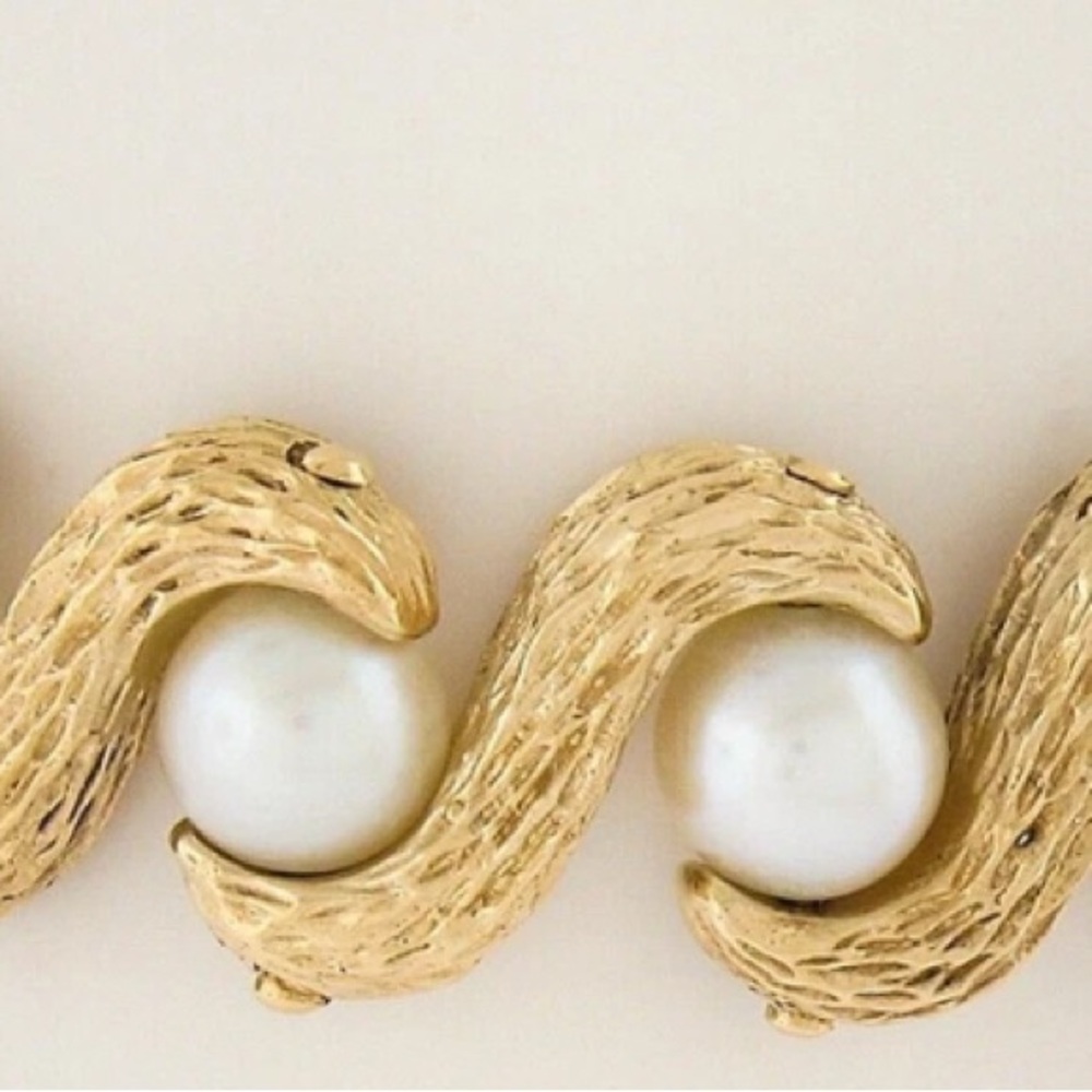 Solid 14k yellow gold 7mm cultured pearl vintage bracelet